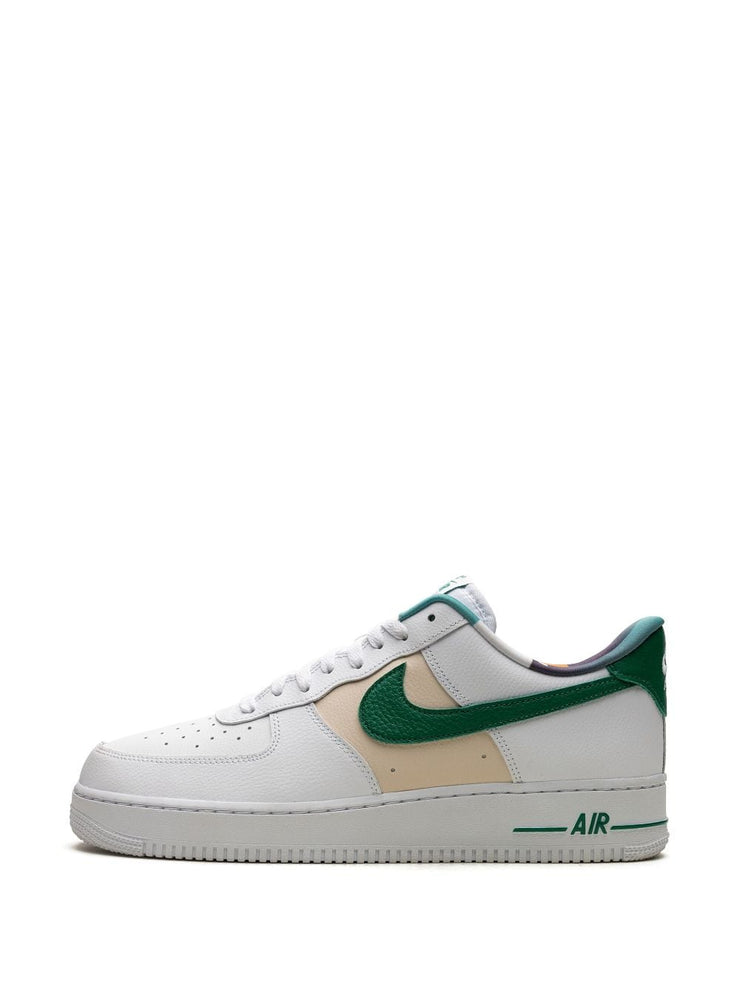 Air Force 1 &