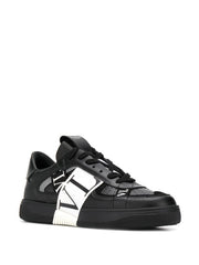 VL7N low-top leather sneakers